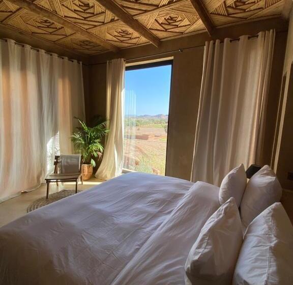 سوییت سوپریور, Kasbah Tamsna