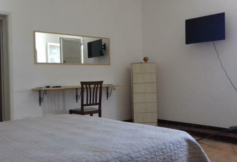 חדר סטנדרט לשלושה, Masseria Macchiarola