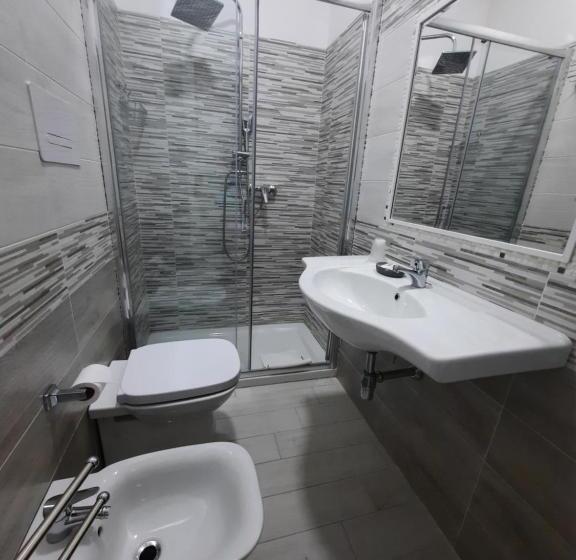 Номер Стандарт, Le Tre Rose