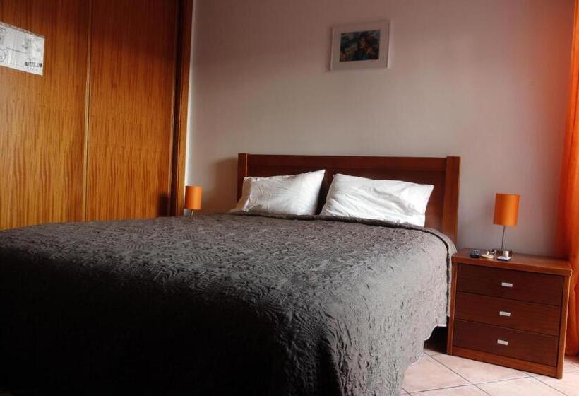 חדר סטנדרט, Tir Na Nog