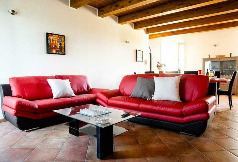 اتاق استاندارد با چشمانداز باغ, Villaincanto