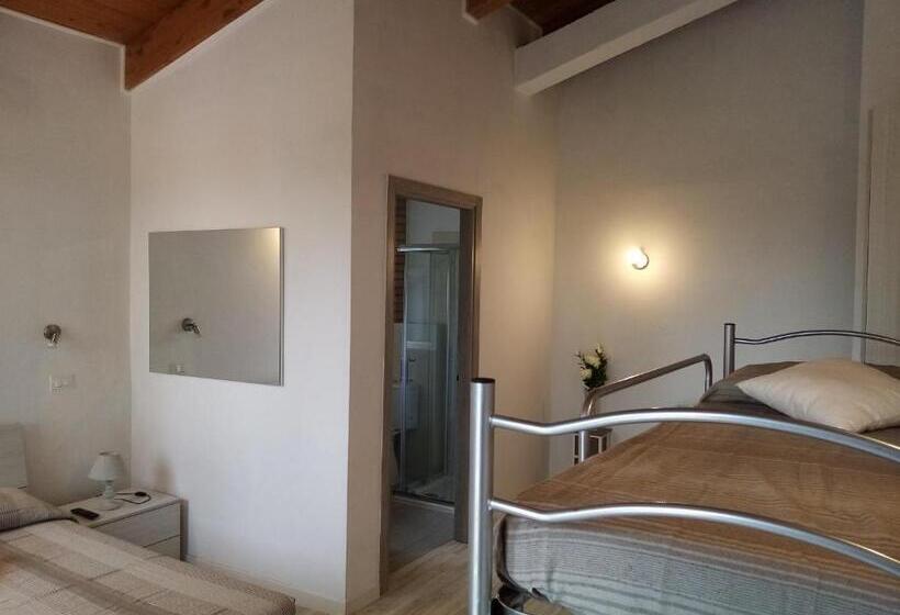 اتاق استاندارد چهار تخته, Villaincanto