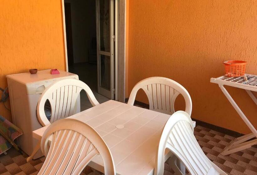 带露台的标准工作室, Infinity Residence Con Parcheggio