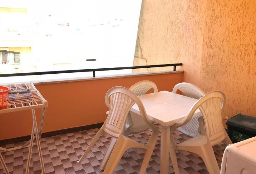 带露台的标准工作室, Infinity Residence Con Parcheggio