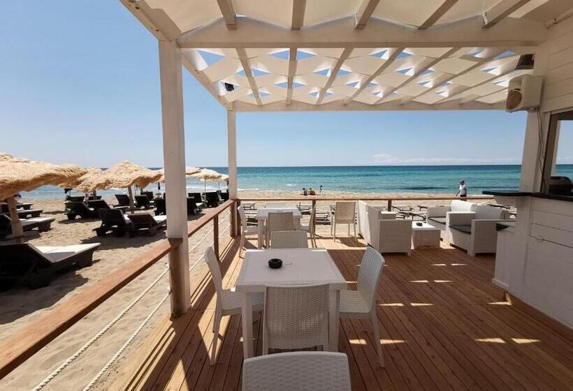 带露台的标准工作室, Infinity Residence Con Parcheggio