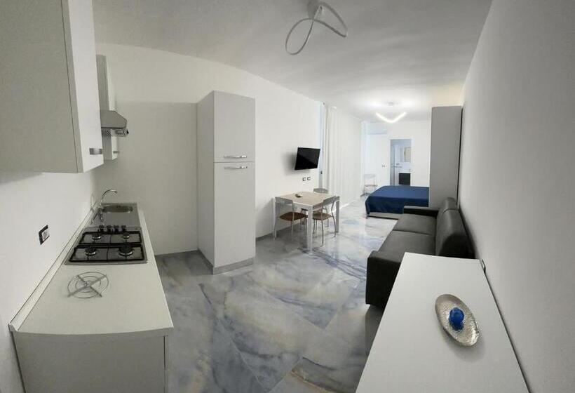 标准工作室, Infinity Residence Con Parcheggio