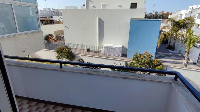 带露台的标准工作室, Infinity Residence Con Parcheggio