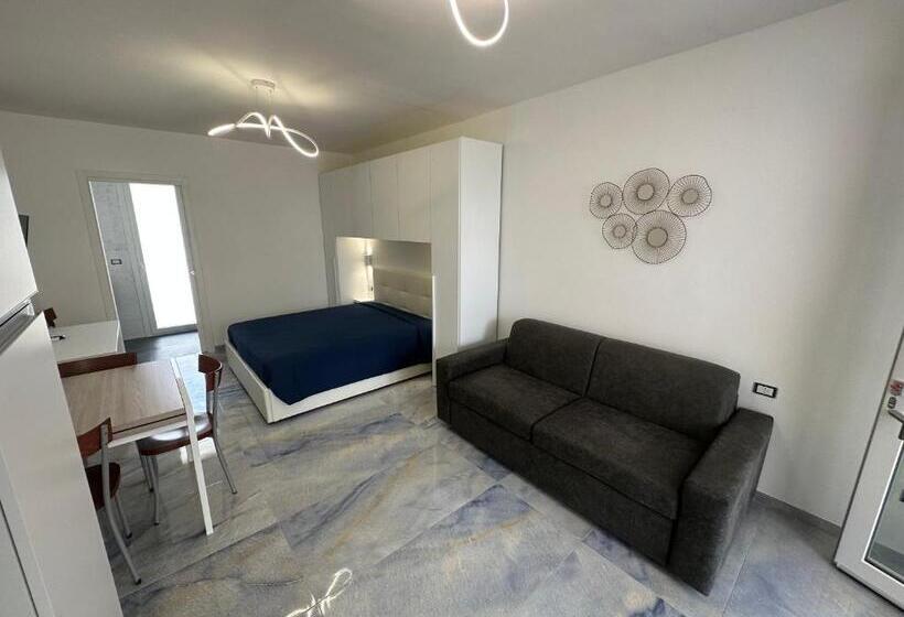 带花园景观的标准工作室, Infinity Residence Con Parcheggio