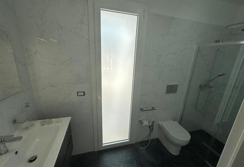 带花园景观的标准工作室, Infinity Residence Con Parcheggio