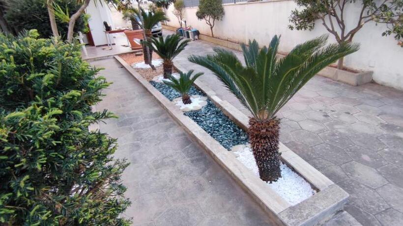 标准工作室带阳台, Infinity Residence Con Parcheggio