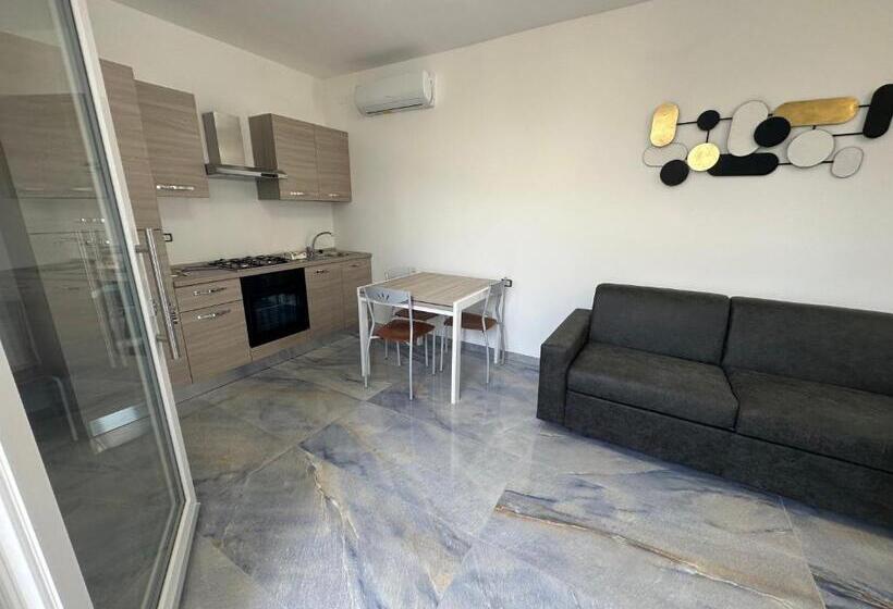 带露台的标准工作室, Infinity Residence Con Parcheggio