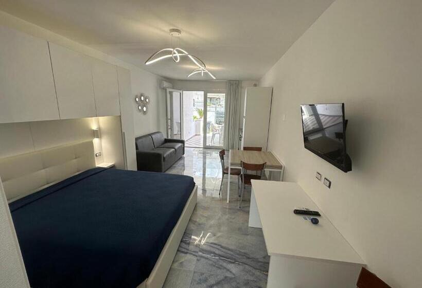 Студио Стандарт Вид на Сад, Infinity Residence Con Parcheggio