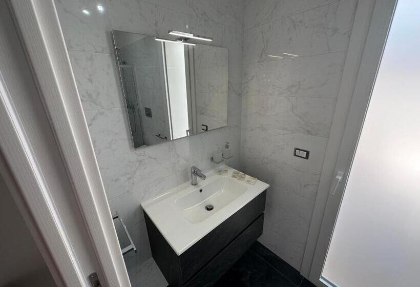 带花园景观的标准工作室, Infinity Residence Con Parcheggio