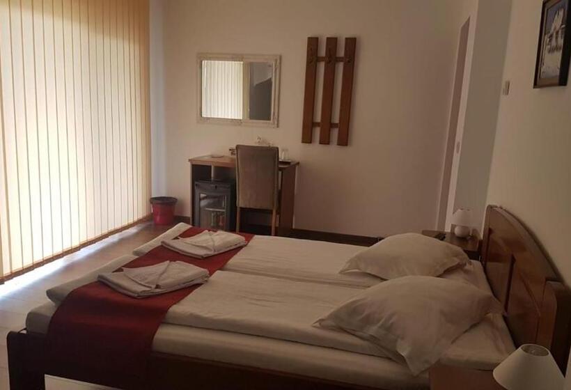 غرفة قياسية سرير كينج, Casa Irinella