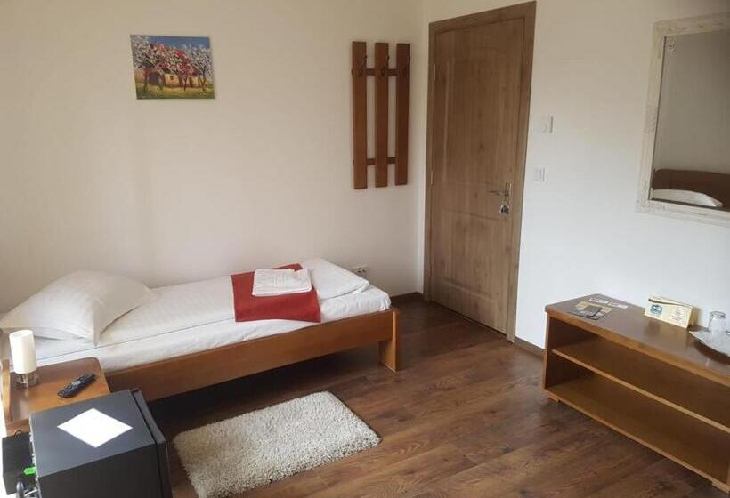 غرفة قياسية فردية, Casa Irinella