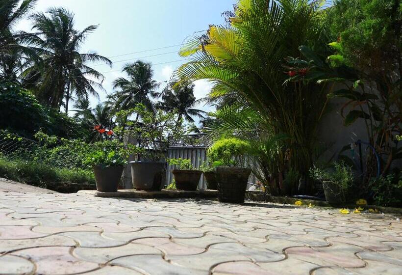 オーシャンビューデラックスルームバルコニー付き, Seaside House