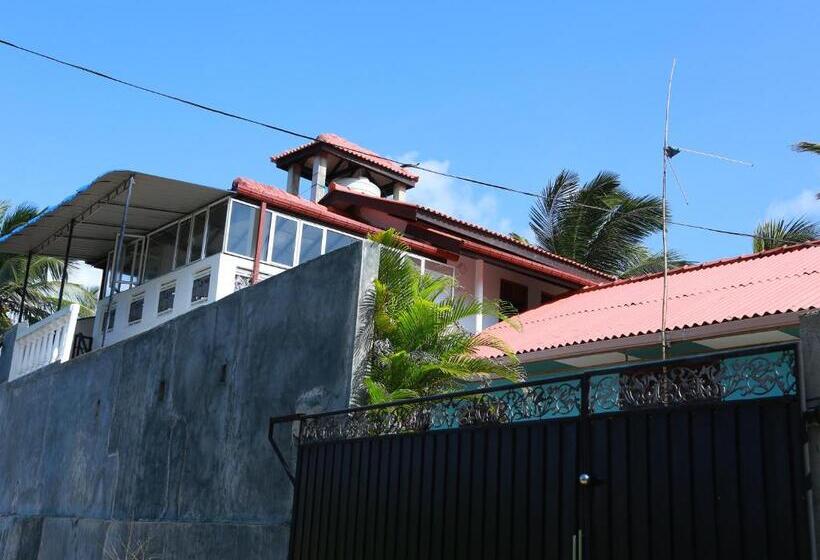 オーシャンビューデラックスルームバルコニー付き, Seaside House