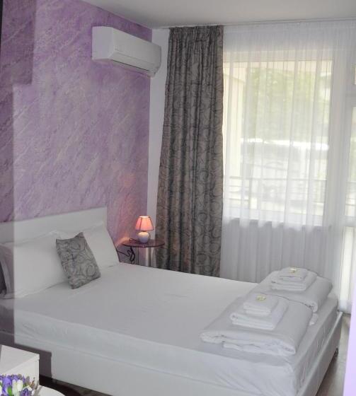 Номер Deluxe с Балконом, Villa Valentines