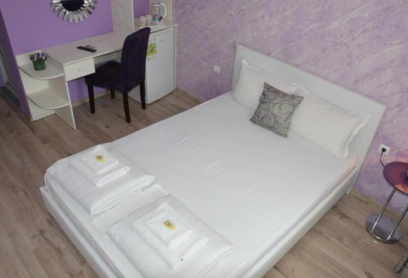 Номер Deluxe с Балконом, Villa Valentines