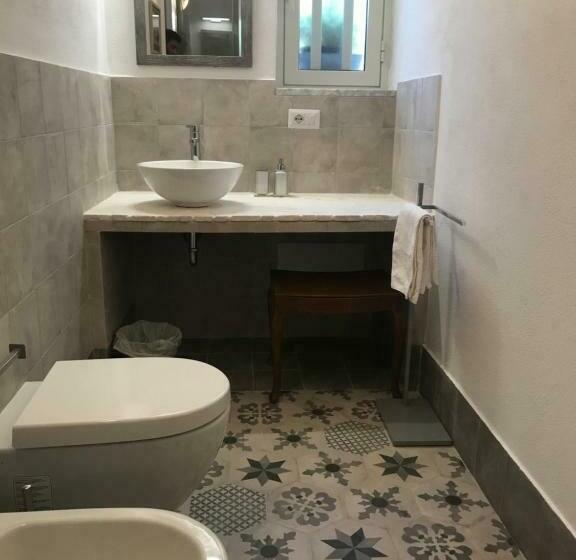 חדר סטנדרט, Le 25 Tartarughe