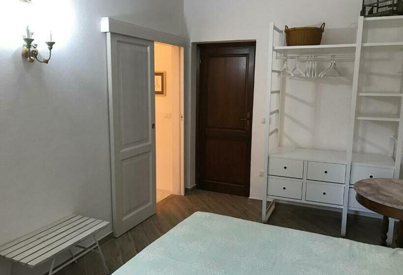 חדר סטנדרט, Le 25 Tartarughe