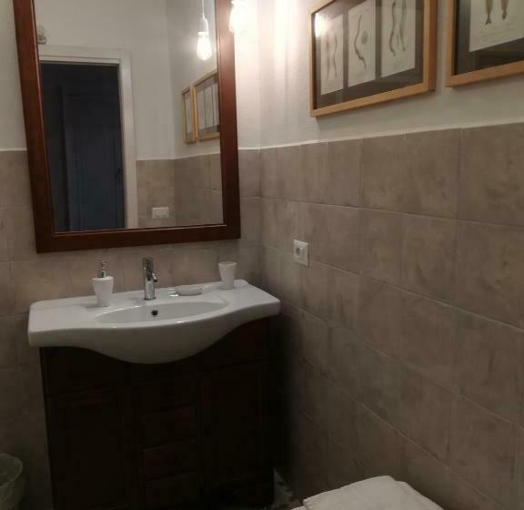 חדר סטנדרט, Le 25 Tartarughe