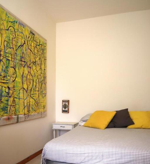 غرفة قياسية, Tierra Cristiana