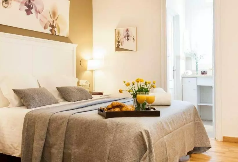 ２ベッドルームデラックスアパートメント, Aspasios Rambla Catalunya Apartments
