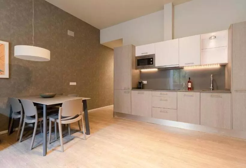 ２ベッドルームデラックスアパートメント, Aspasios Rambla Catalunya Apartments