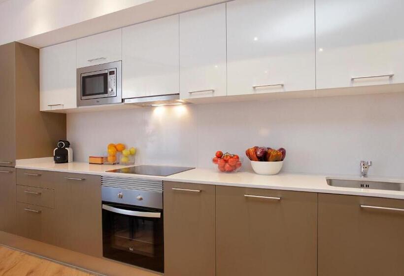 Апартаменты 3 Спальни, Aspasios Rambla Catalunya Apartments