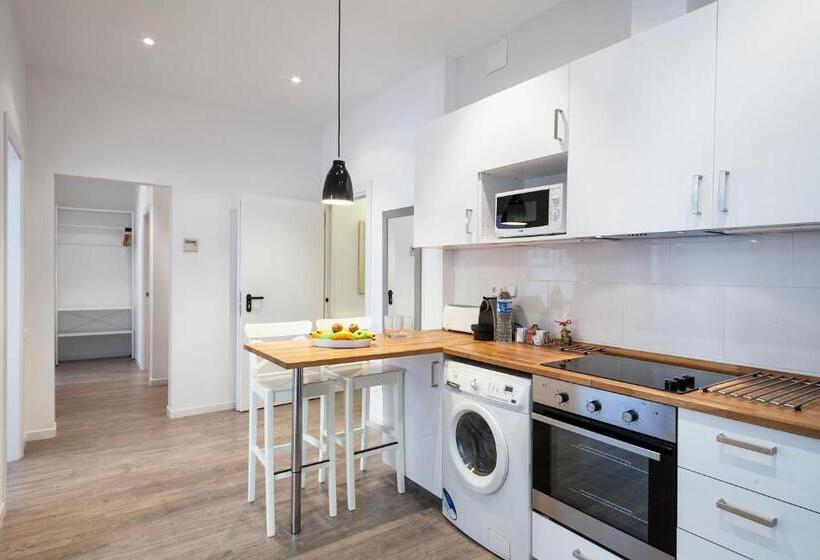 Апартаменты 3 Спальни, Aspasios Rambla Catalunya Apartments