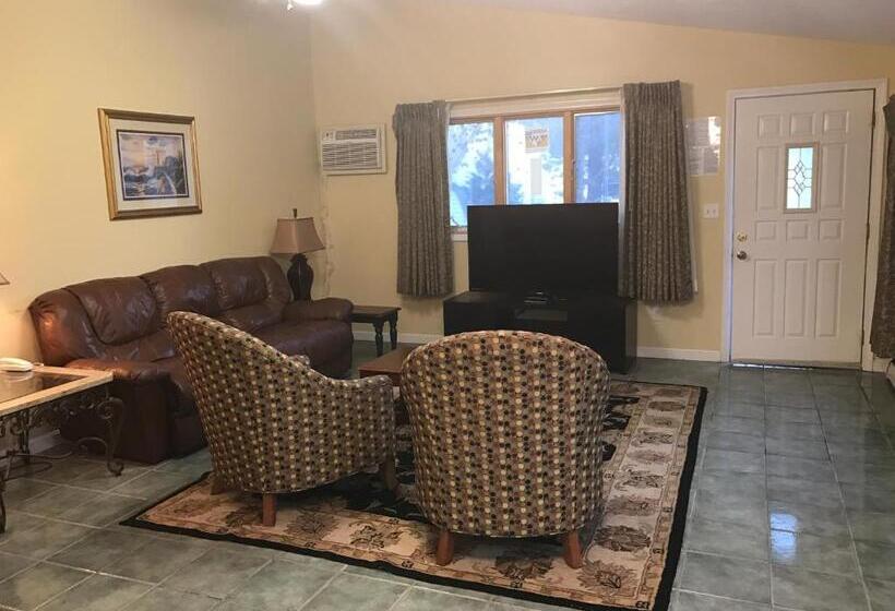 סוויטת 2 חדרי שינה, Exit 5 Resort & Condominium