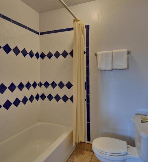 חדר סטנדרט שתי מיטות זוגיות, American Executive Inn Mesa