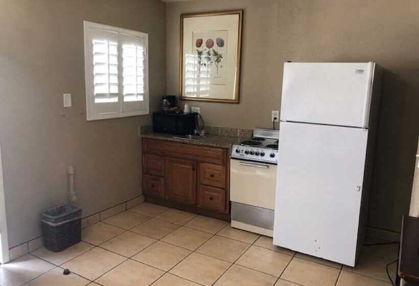 חדר דלוקס, American Executive Inn Mesa