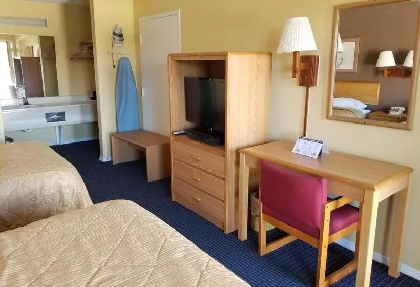 ２ダブルベッドのスタンダードルーム, Americas Best Inn   Savannah I 95