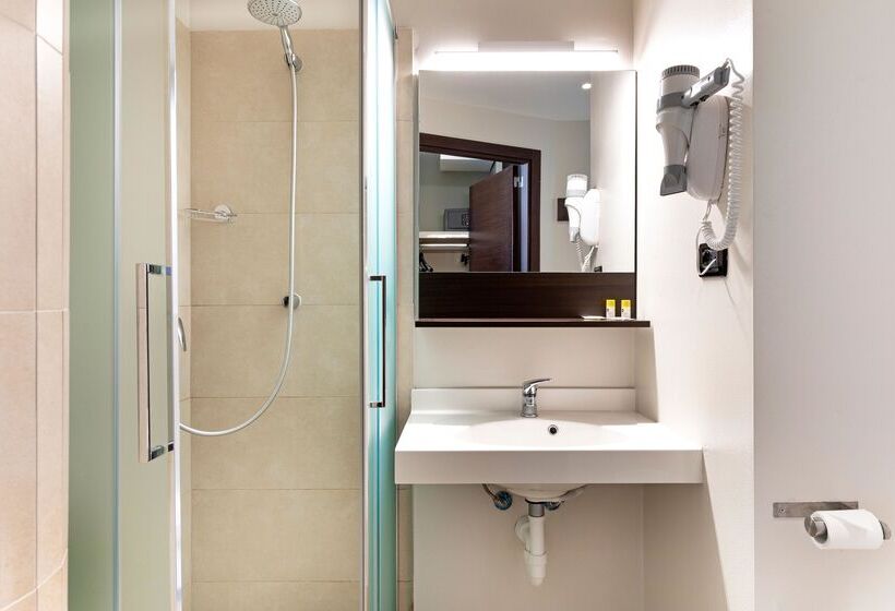 اتاق استاندارد, B&b Hotel Torino Orbassano