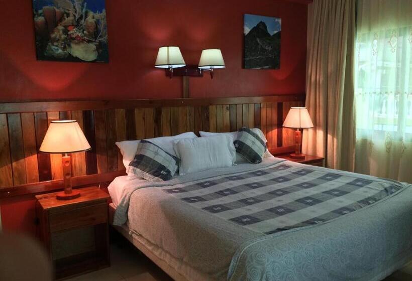 חדר סטנדרט עם מיטת קינג, Caye Caulker Plaza