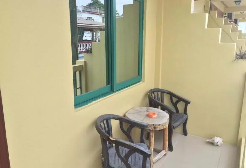 اتاق استاندارد با بالکن, Caye Caulker Plaza