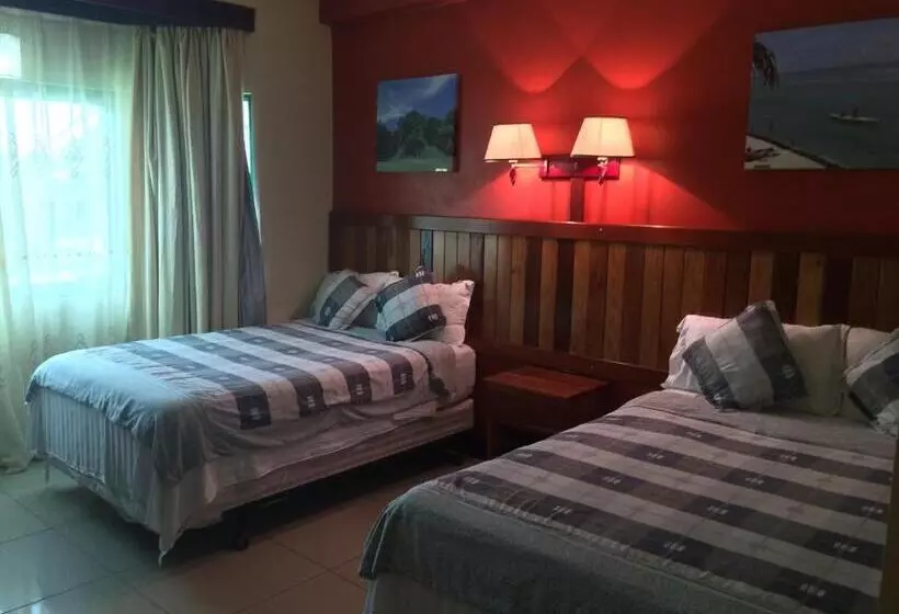 اتاق استاندارد, Caye Caulker Plaza