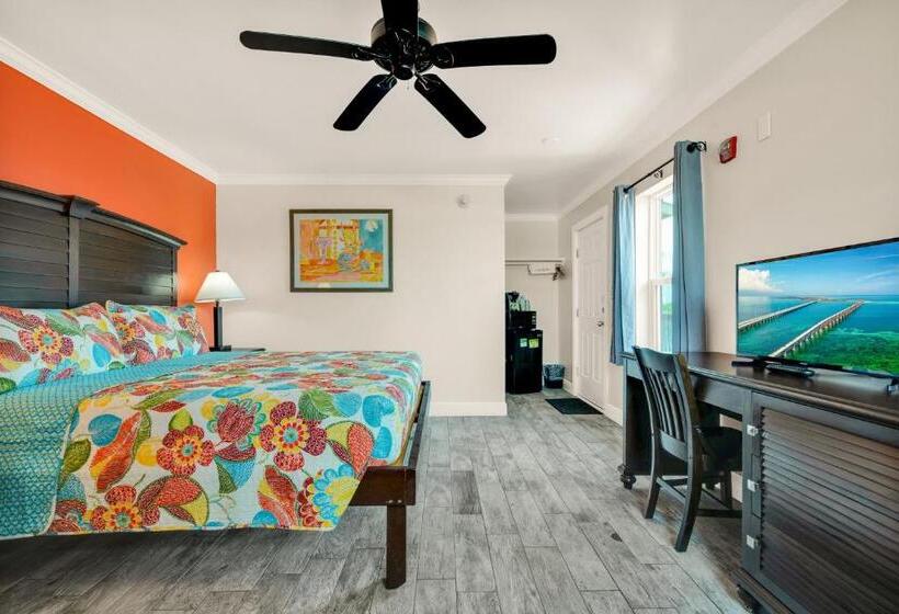 غرفة ديلوكس سرير كينج, Coconut Cay Resort