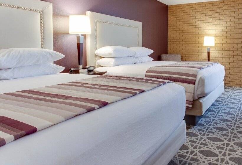 اتاق لوکس, Drury Inn & Suites Louisville East