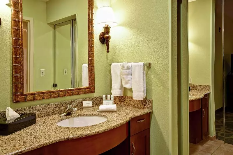 スイート, European Life Style Executive Suites