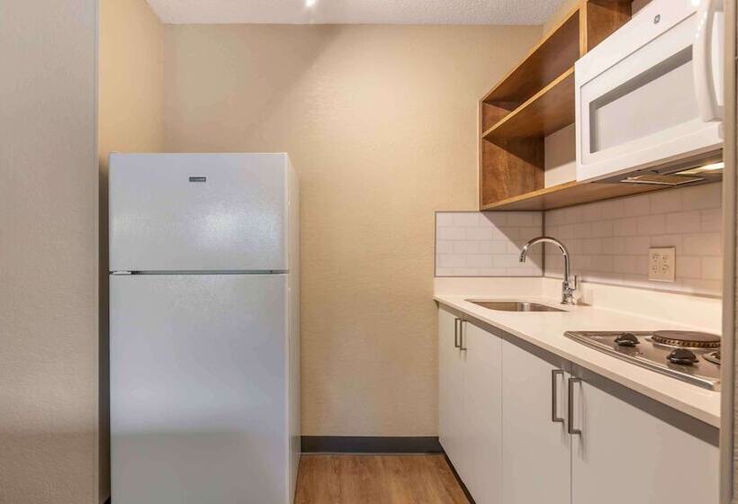 Студия Deluxe, Extended Stay America Premier Suites  Miami  Airport  Doral  25th Street