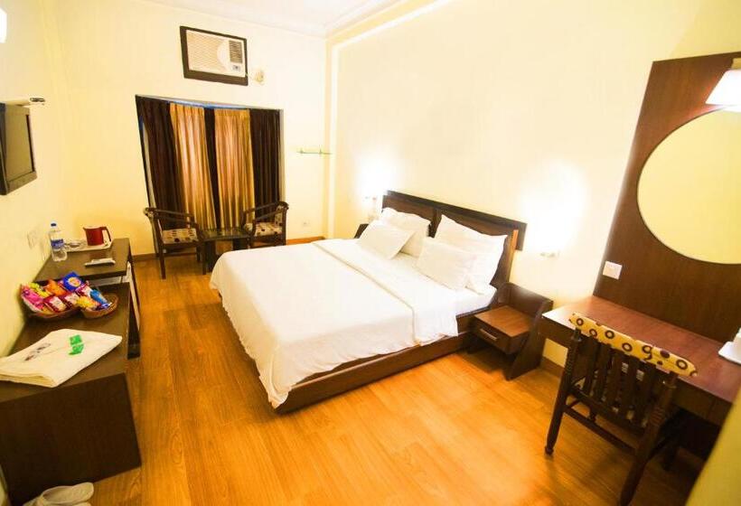 Номер Deluxe, Hong Kong Inn