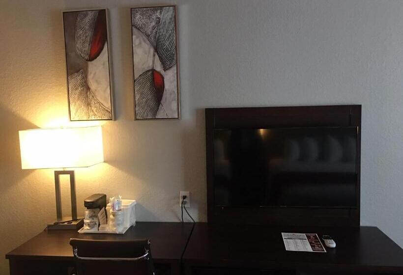 带大床的复式套间, Ramada By Wyndham Keystone Near Mt Rushmore