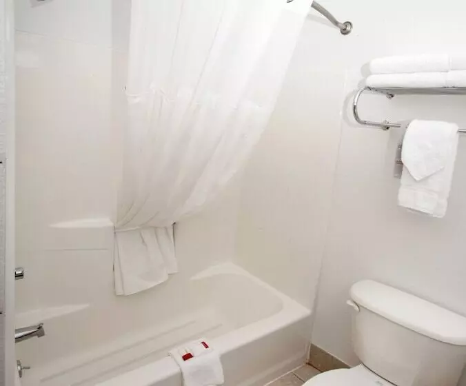 ２ダブルベッドのスタンダードルーム, Ramada By Wyndham Keystone Near Mt Rushmore