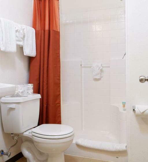 스탠다드 스튜디오, Siegel Select Casa Grande