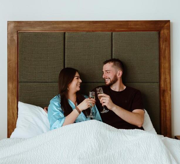 غرفة ديلوكس سرير ملكى, Taos Valley Lodge