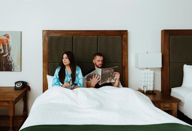 Номер Deluxe Кровать Куин, Taos Valley Lodge