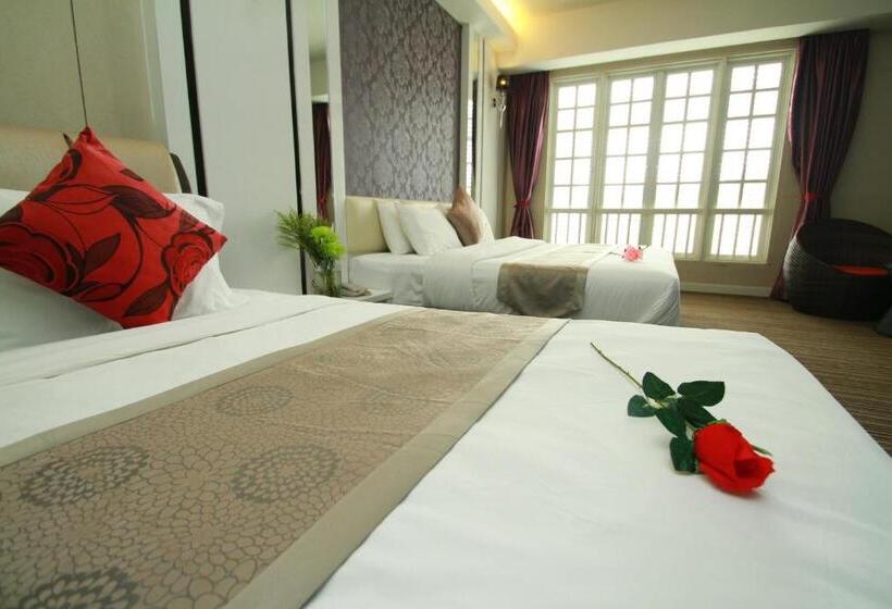 Suite Familiar, The Sterling